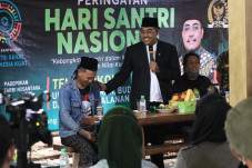 Rayakan Hari Santri...