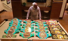 Mayweather Kecam WBC,...