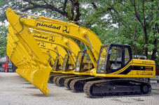 Pesanan 20 Excavator...
