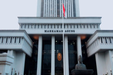 MA Tetap Hukum Bos Swarnadipa...