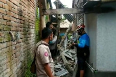Dampak Gempa 5,9 SR...