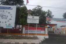 Seru, Gibran-Teguh dan...