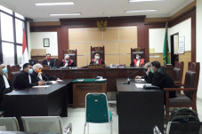 Patungan Beli Sabu,...