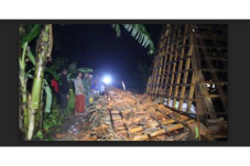 Diterjang Angin Puting...