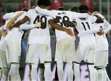Awas Liverpool Bisa...