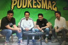 1 Tahun Usia, Podkesmas...