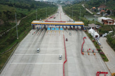 Libur Panjang, Gerbang...