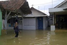 Kebumen Dihantam Banjir...
