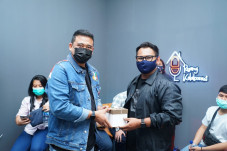 Luar Biasa! Ihza Mahendra...