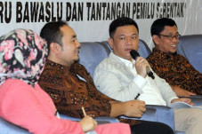 Soal Presiden Prancis,...