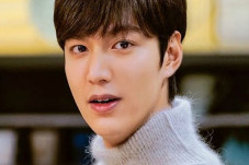 Lee Min Ho Luncurkan...