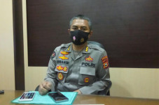 Polisi Identifikasi...
