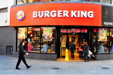 Aksi Solidaritas, Burger...