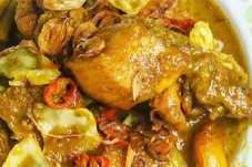 Nikmatnya Tongseng Ayam...