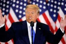 Dukungan Trump Makin...