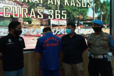Polisi Bekuk Perampok...