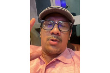 Andre Taulany Ajak Warga...
