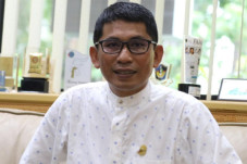 Gerakan Makassar Bekerja...