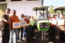 247 Alsintan dan Bibit...