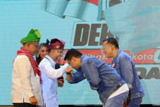 RE Nainggolan : Bobby-Aulia...