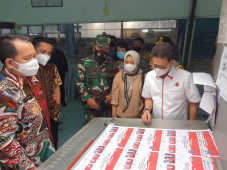KPU Sulut Mulai Cetak...