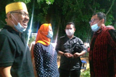 Bertemu di Tempat Wisata,...