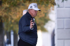 Kasihan Trump, Kalah...