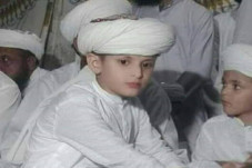 Kisah Anak Kecil yang...