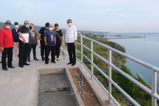 Gubernur Tinjau Progres...