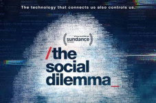 Gara-gara Film The Social...