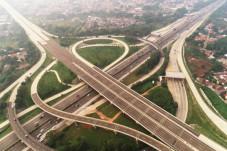 Resmi Beroperasi, Tol...