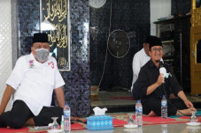 Olly dan Ustaz Yusuf...