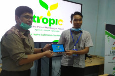 Bantu Petani, Mahasiswa...