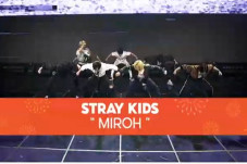 Penampilan Stray Kids...