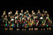 Anggota JKT48 Laporkan...