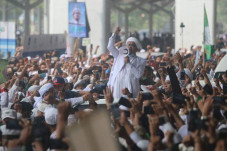 DKI Bebaskan Habib Rizieq...