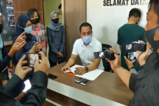 Sebar Video Syur Kekasih,...
