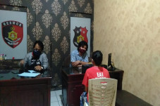 Hamil di Luar Nikah,...