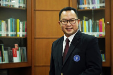 FRI: Dunia Kampus dan...