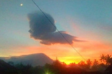 Warga Magelang Gempar,...
