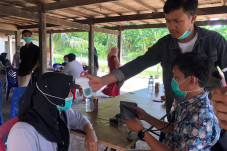 Warga Manuba Sebut Program...