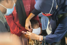 Dinkes Makassar Bagi-bagi...