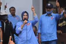 Jelang Debat Publik,...