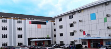 Donat, Antarkan Mahasiswa...