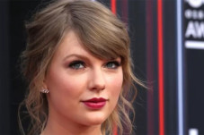 Taylor Swift Beberkan...