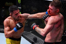 Islam Mundur, Paul Felder...