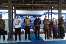 Kasus Staunting Masih...