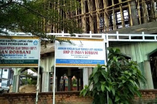 Empat Siswa Kelas VIII...