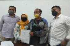 Nasabah Maybank di Solo...