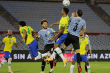 Hajar Uruguay, Brasil...
